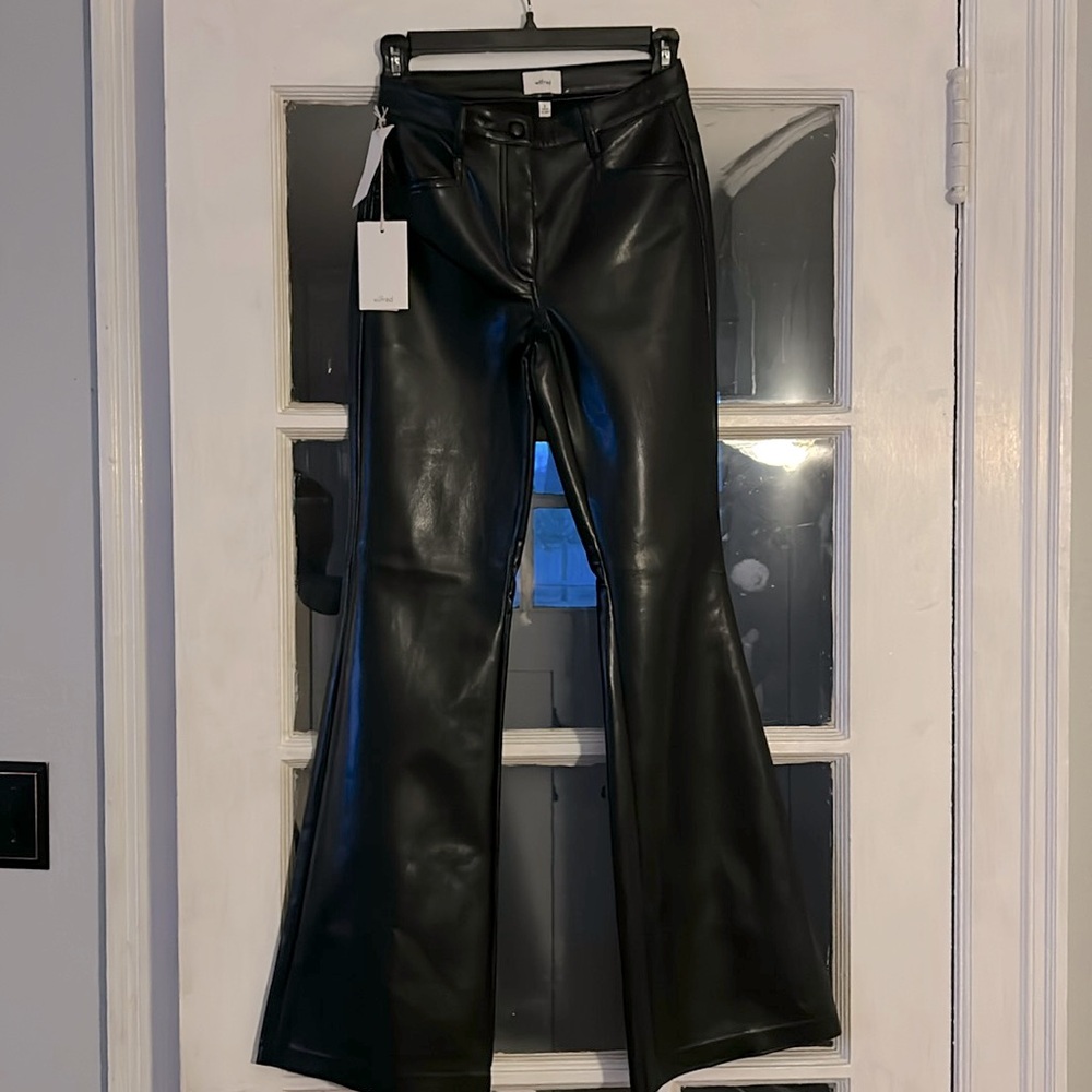 Aritzia Wildfred Faux Began Leather Bootleg Pants-NEW-size 0